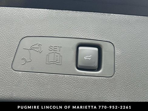 New 2026 Lincoln Corsair Premiere image 19