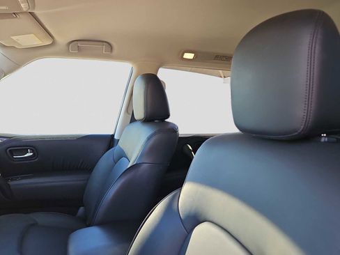 Used 2021 Nissan Armada SV w/ SV Appearance Package image 18