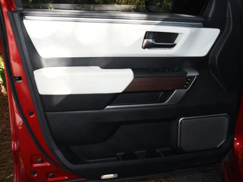 Used 2023 Toyota Tundra Capstone image 10