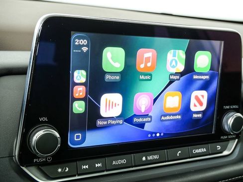 Used 2021 Nissan Rogue SV w/ Premium Package image 14