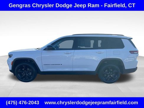 Certified 2023 Jeep Grand Cherokee L Limited w/ Black Appearance Package AWD/4WD image 2