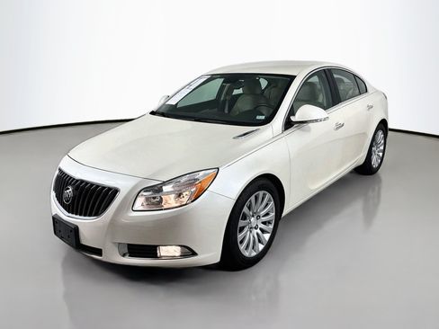 Used 2013 Buick Regal Premium FWD image 3
