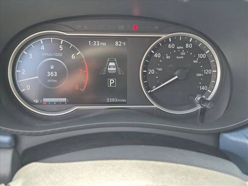 Certified 2025 Nissan Versa SV w/ Trunk Package FWD image 11