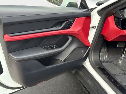 Used 2024 Porsche Taycan GTS image 36