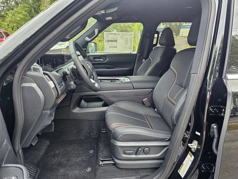 New 2026 Nissan Armada SL AWD/4WD image 19