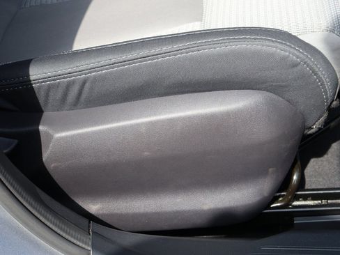 Used 2025 Subaru Outback Premium image 11