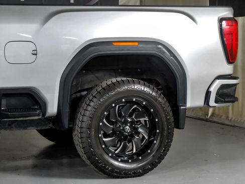 Used 2021 GMC Sierra 2500 Denali w/ Denali Ultimate Package AWD/4WD image 12