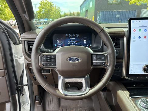 Used 2024 Ford Expedition King Ranch RWD image 19