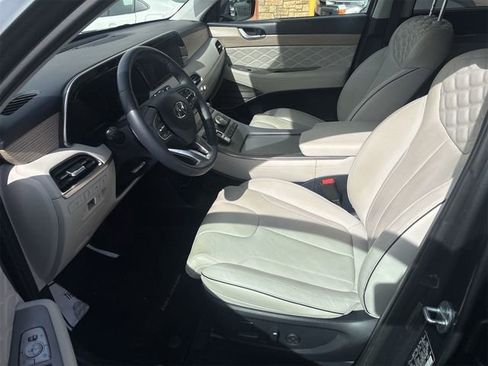 Used 2022 Hyundai Palisade Calligraphy image 15
