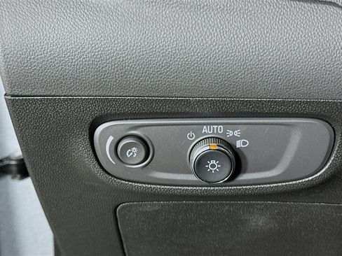 Used 2025 Buick Encore GX Preferred image 15