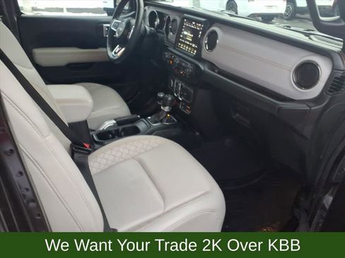 Used 2021 Jeep Wrangler Unlimited Sahara image 20