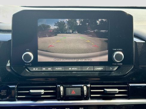 New 2025 Nissan Pathfinder SV image 14