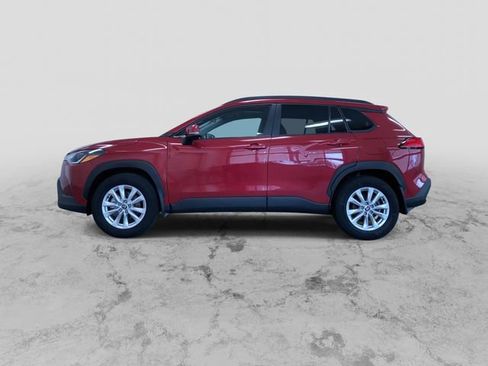 Used 2022 Toyota Corolla Cross LE w/ Moonroof Package image 7