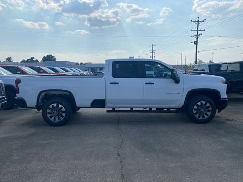 New 2026 Chevrolet Silverado 2500 Custom image 5