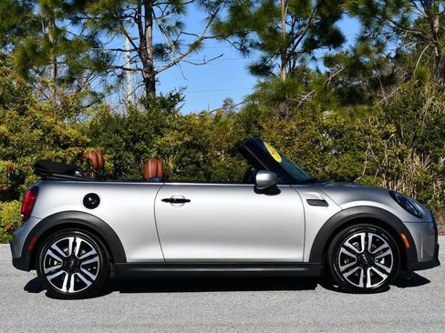 Used 2023 MINI Cooper S image 7