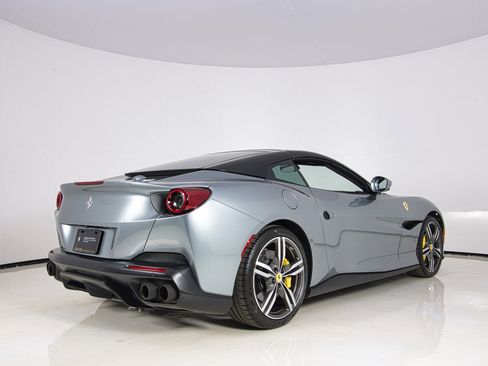 Certified 2019 Ferrari Portofino image 26