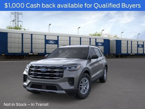 New 2026 Ford Explorer Active AWD/4WD image 2