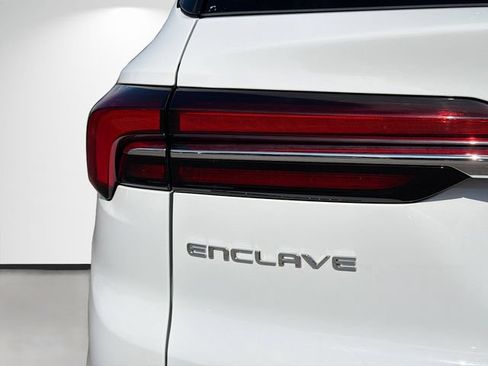 Used 2025 Buick Enclave Preferred FWD image 10