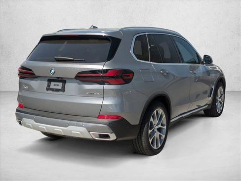 New 2026 BMW X5 xDrive40i AWD/4WD image 2