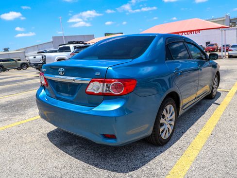 Used 2013 Toyota Corolla LE FWD image 8