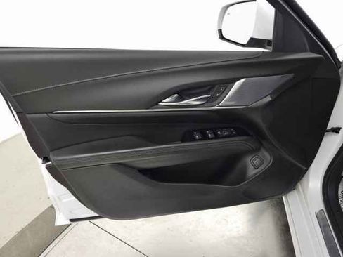 Certified 2022 Cadillac CT4 Luxury w/ Sun And Sound Package image 15