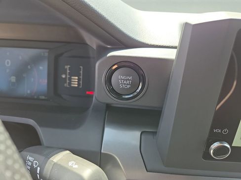 New 2026 Toyota Tacoma SR5 AWD/4WD image 19