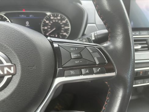 Used 2024 Nissan Altima 2.5 SR image 23