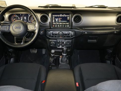 Used 2022 Jeep Wrangler Unlimited Sport w/ Sun And Sound Package image 14