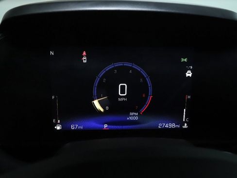 Used 2025 Chevrolet Trax RS w/ Sunroof Package FWD image 25