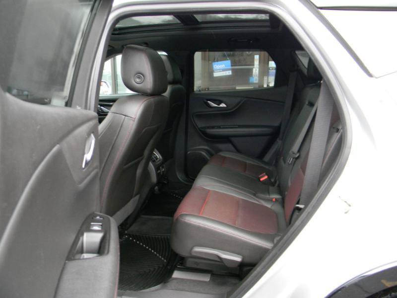 Used 2019 Chevrolet Blazer RS AWD/4WD image 12