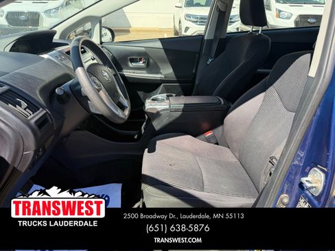 Used 2015 Toyota Prius V Three FWD image 5