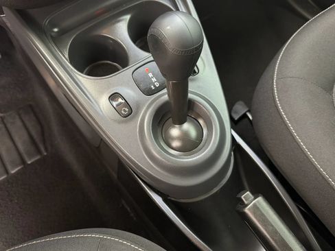 Used 2017 smart fortwo passion RWD image 22