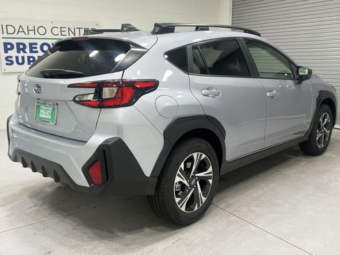 Certified 2025 Subaru Crosstrek 2.0i Premium AWD/4WD image 8