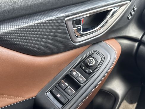 Used 2023 Subaru Forester Touring w/ Popular Package #3 image 24