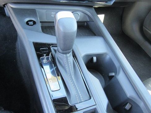 New 2026 Nissan Sentra SV w/ Floor Mat Package FWD image 16