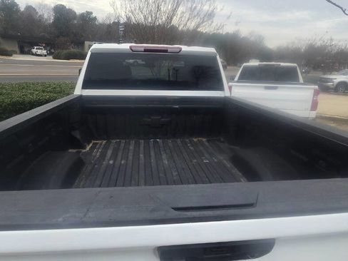 Used 2024 Chevrolet Silverado 2500 LT image 8