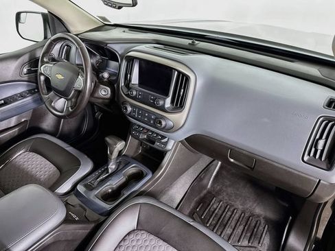 Used 2019 Chevrolet Colorado Z71 AWD/4WD image 28
