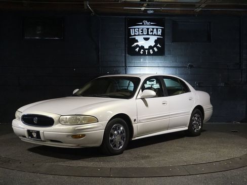Used 2005 Buick Le Sabre Limited w/ Celebration Edition Package FWD image 1