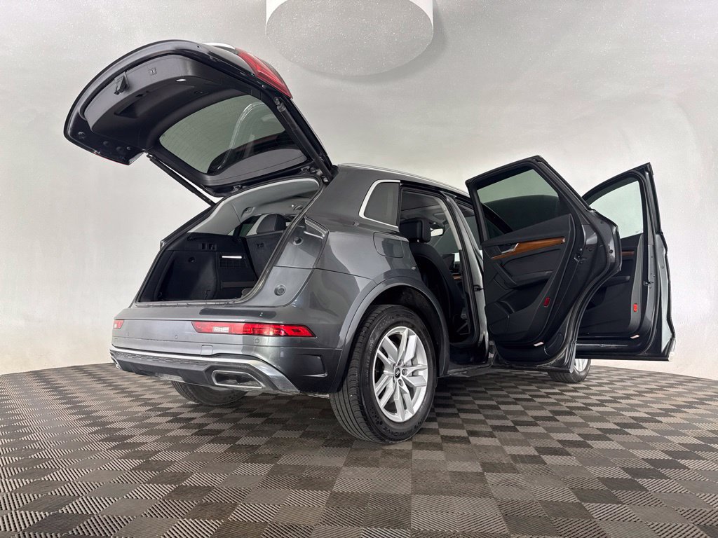 Used 2023 Audi Q5 2.0T Premium AWD/4WD image 23