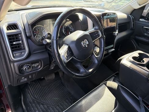 Used 2019 RAM 1500 Laramie RWD image 6