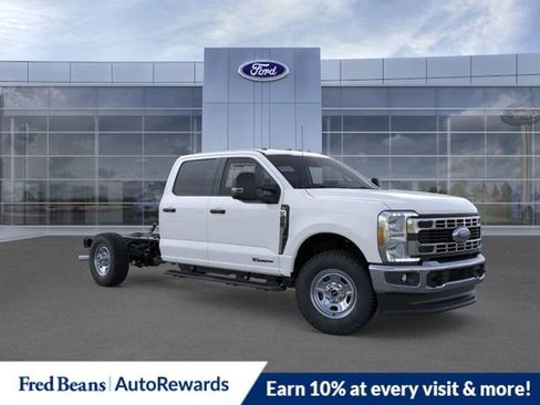 New 2025 Ford F350 XL w/ XL Chrome Package image 8