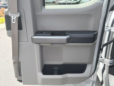 Used 2016 Ford F150 XLT w/ Equipment Group 301A Mid AWD/4WD image 18