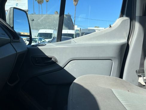 Used 2019 Ford Transit 250 148 High Roof Extended RWD image 18