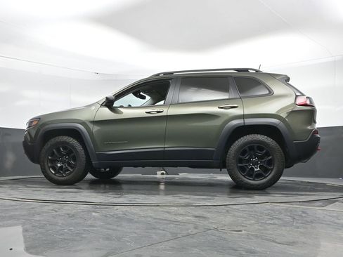 Used 2020 Jeep Cherokee Trailhawk w/ Comfort/Convenience Group image 48