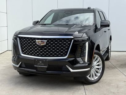 Certified 2025 Cadillac Escalade Luxury w/ LPO, Floor Liner Package