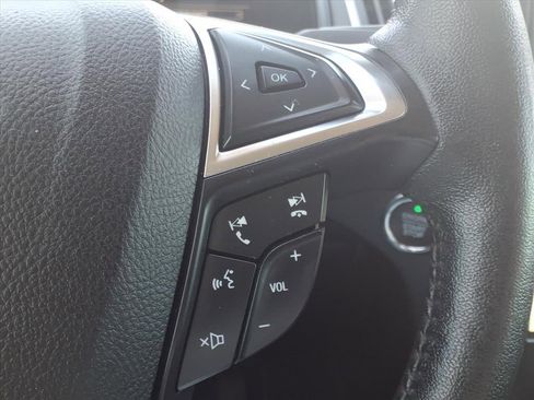 Used 2022 Ford Edge SEL w/ Convenience Package image 25