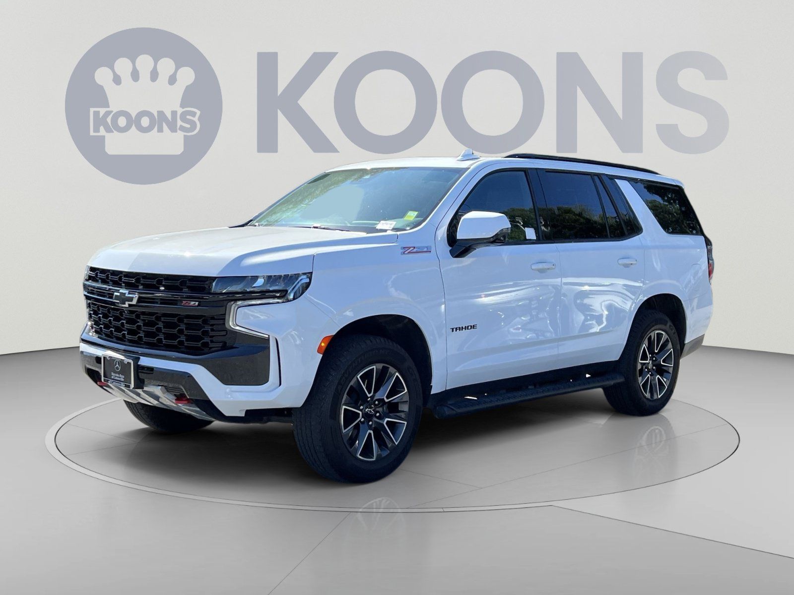Used 2023 Chevrolet Tahoe Z71 w/ Luxury Package AWD/4WD image 5