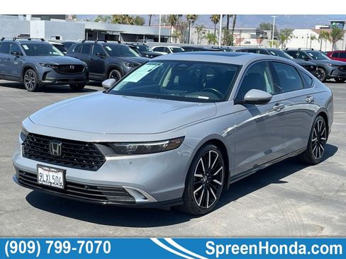Used 2024 Honda Accord Touring image 1