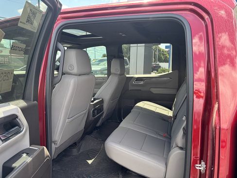 Used 2024 Chevrolet Silverado 1500 LTZ w/ LTZ Premium Package AWD/4WD image 4