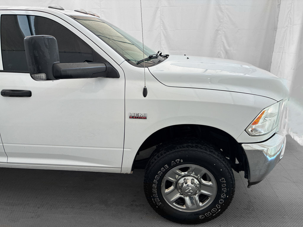 Used 2018 RAM 2500 Tradesman w/ Chrome Appearance Group AWD/4WD image 9
